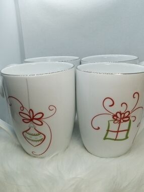 ST. NICHOLAS SQUARE MUG SET/4